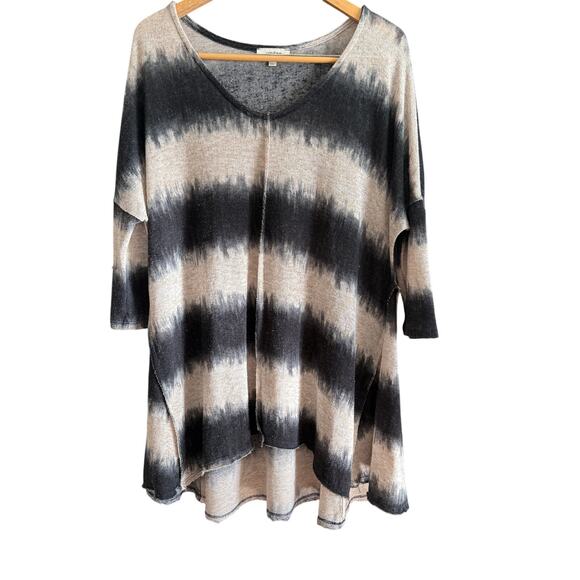 UMGEE Women Black White Bohemian Oversize Tie Dye Striped Tunic Sweater Large - Picture 1 of 5